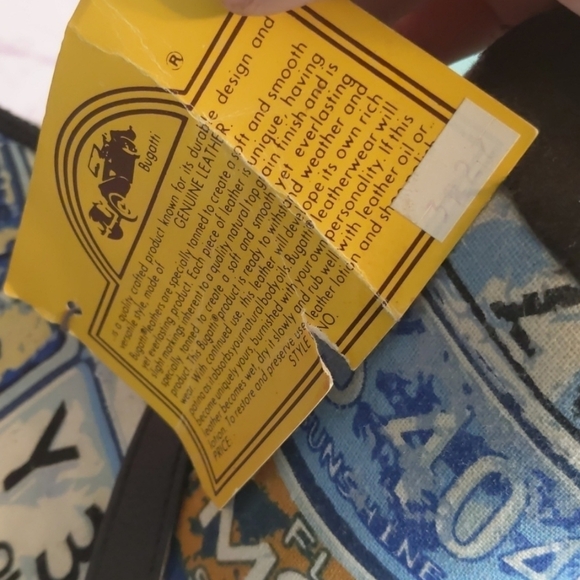 Bugatti leather pouch NWT - Picture 4 of 7